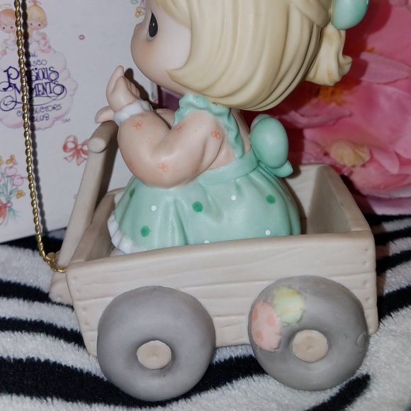 PRECIOUS MOMENTS Wishing You A World Of Peace - Picture 3 of 9